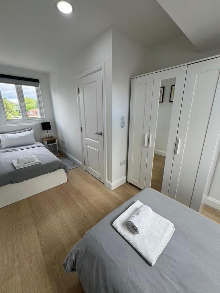 Zenobia London Luxury Apartments Финчли Экстерьер фото