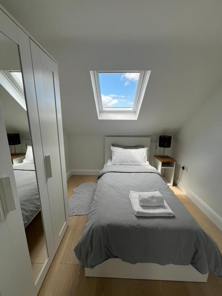 Zenobia London Luxury Apartments Финчли Экстерьер фото