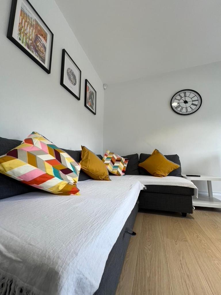 Zenobia London Luxury Apartments Финчли Экстерьер фото