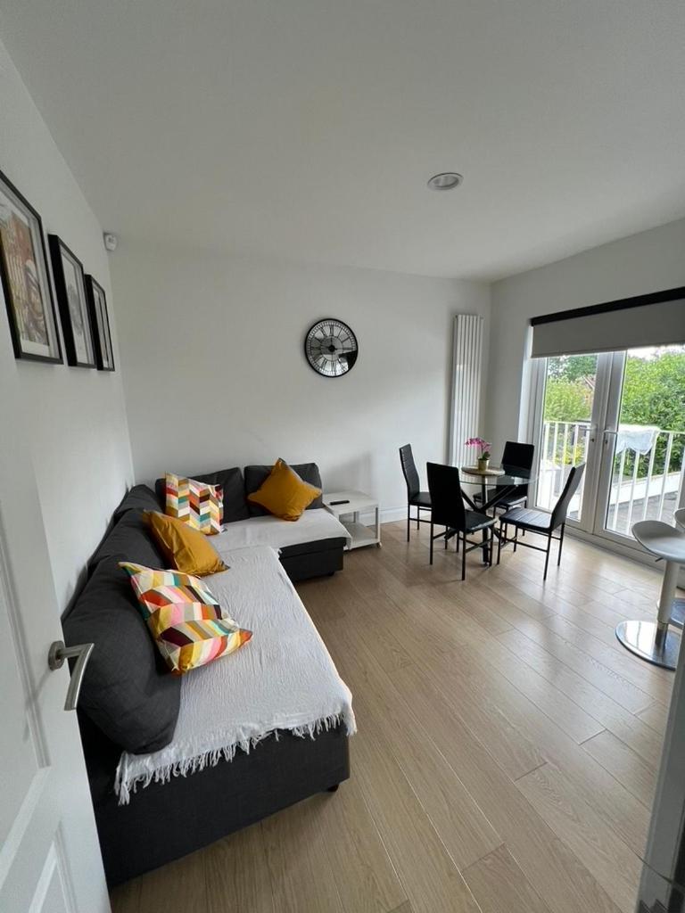 Zenobia London Luxury Apartments Финчли Экстерьер фото