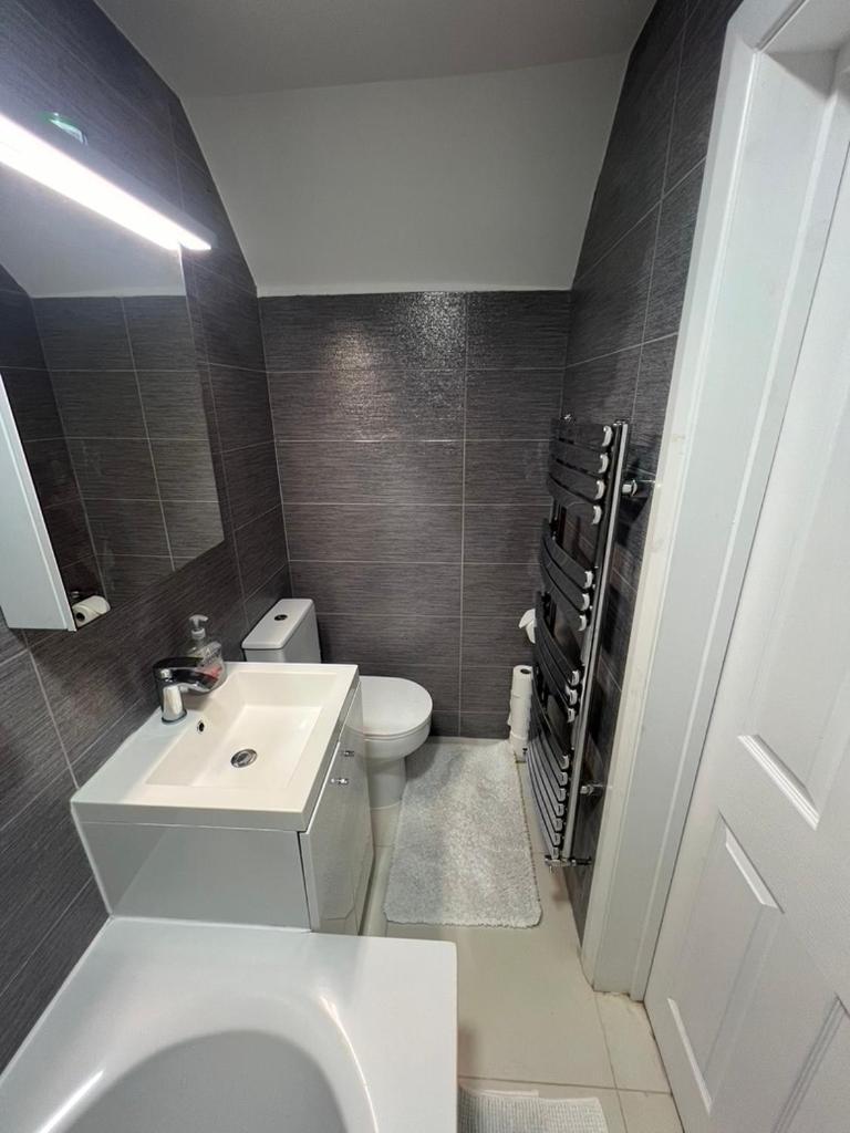 Zenobia London Luxury Apartments Финчли Экстерьер фото