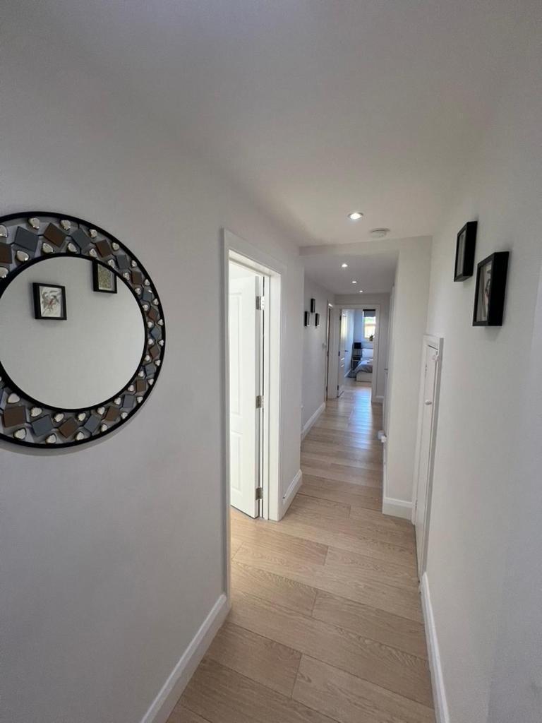 Zenobia London Luxury Apartments Финчли Экстерьер фото